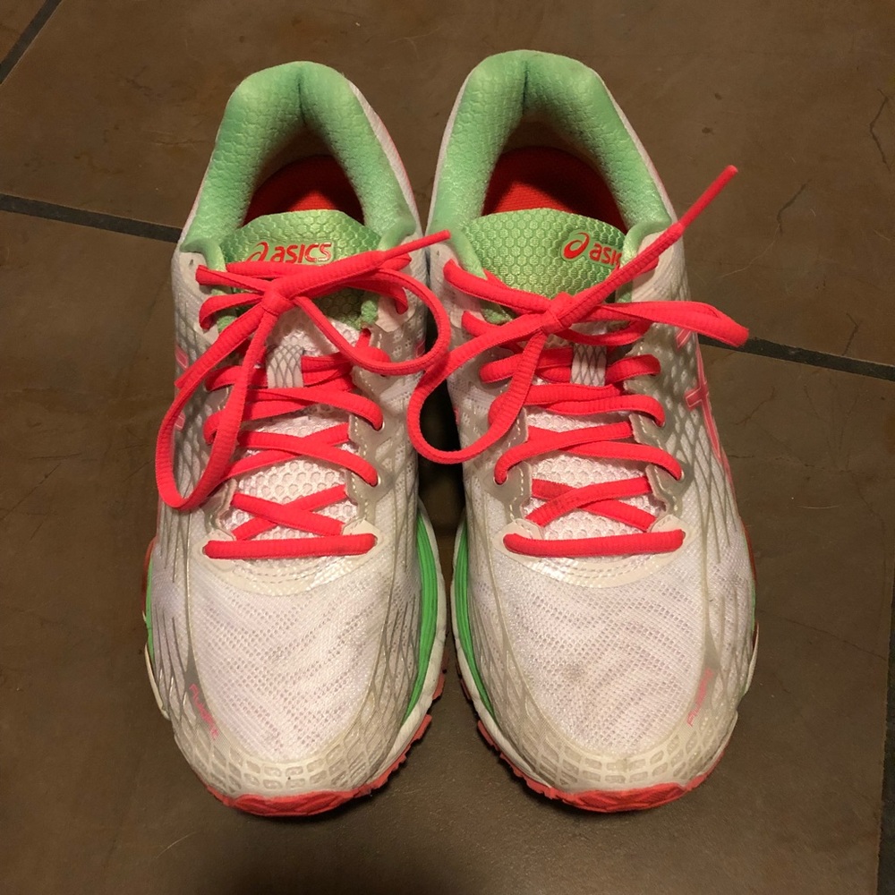 ASICS Nimbus 16